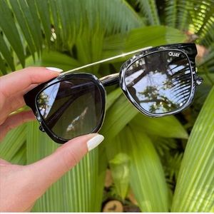 Quay Black sunglasses. Medium sized. Gold accents